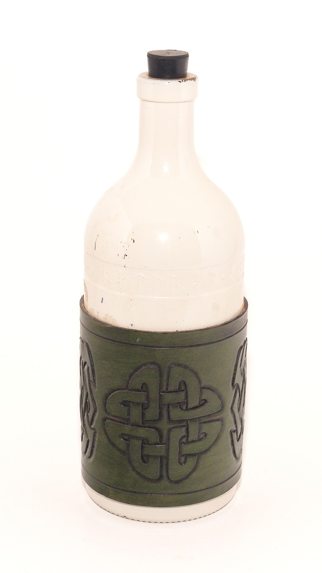 Wrapped Bottle - Green Celtic Knotwork
