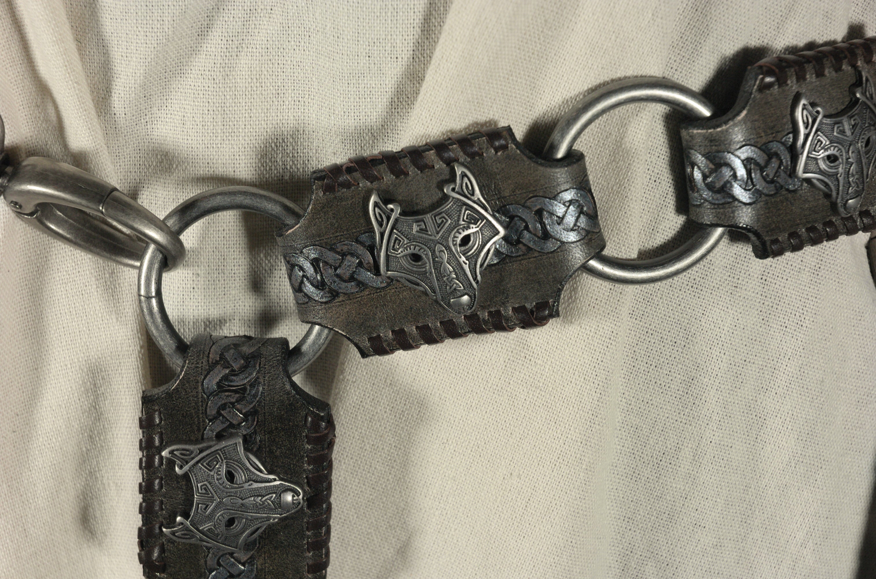 Chain Belt - "Gleipnir"