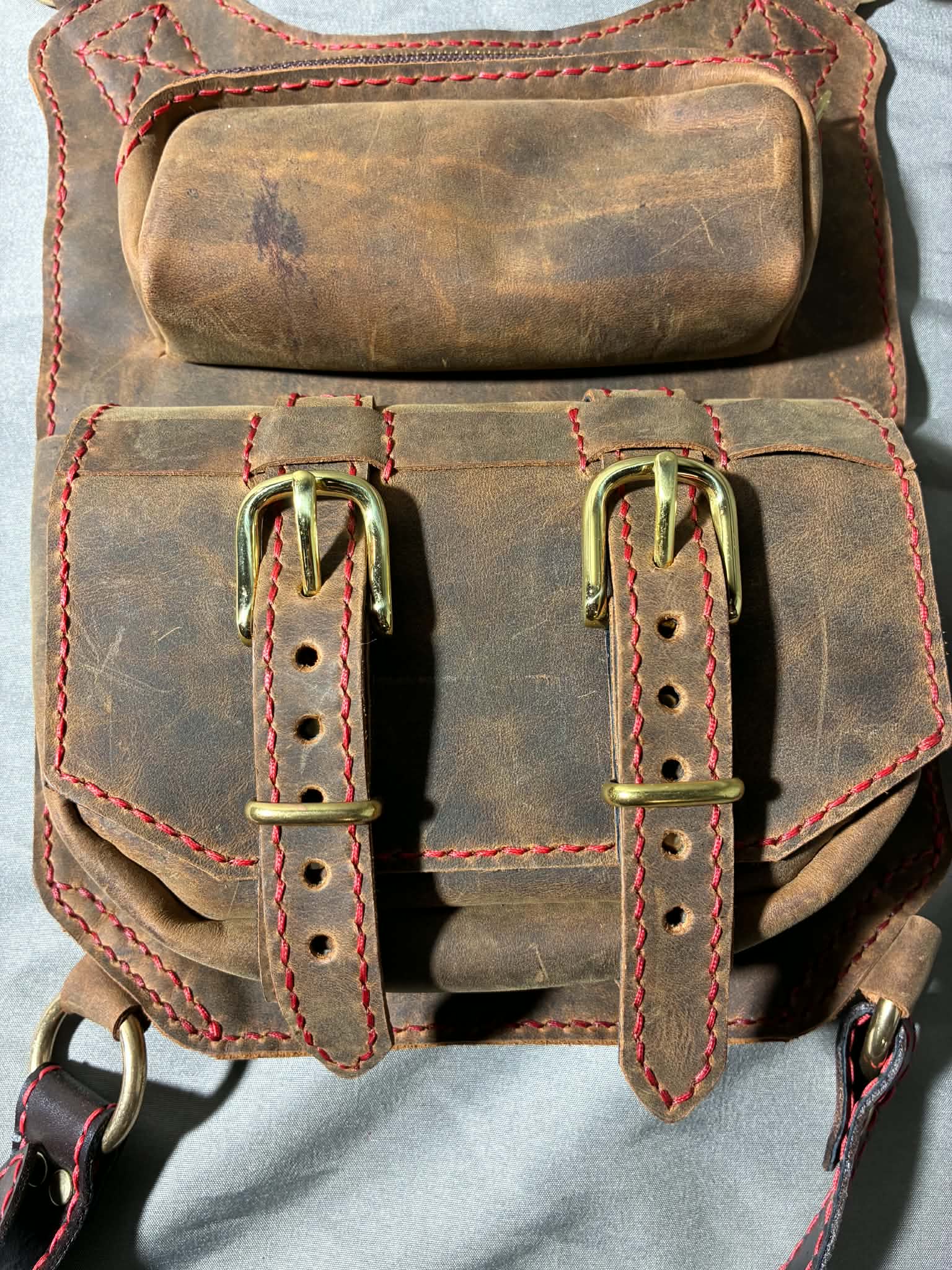 Thigh Strap Flat Bag (Brown/SB)