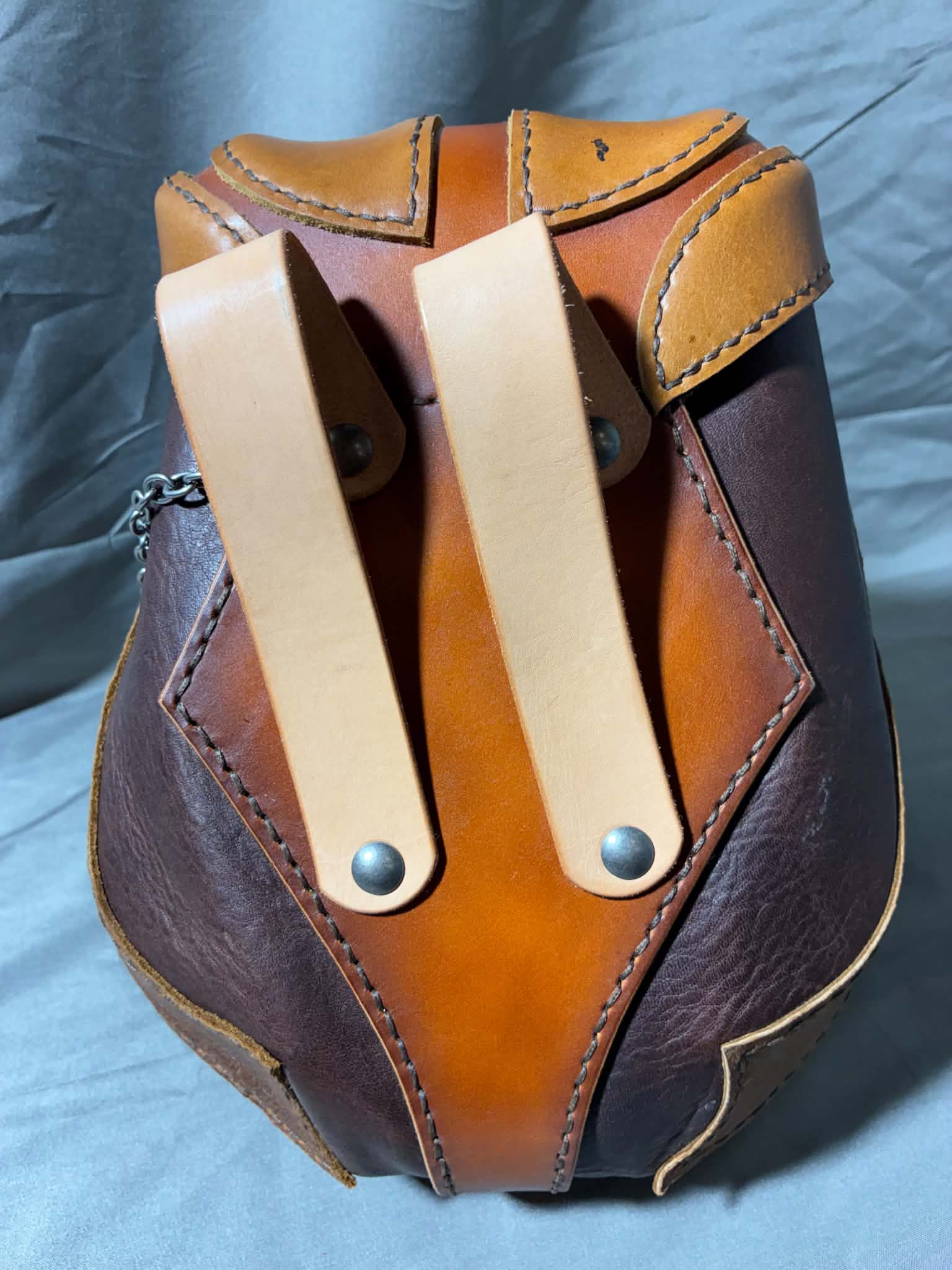 Artemis Bag (Brown w/pin clasp)